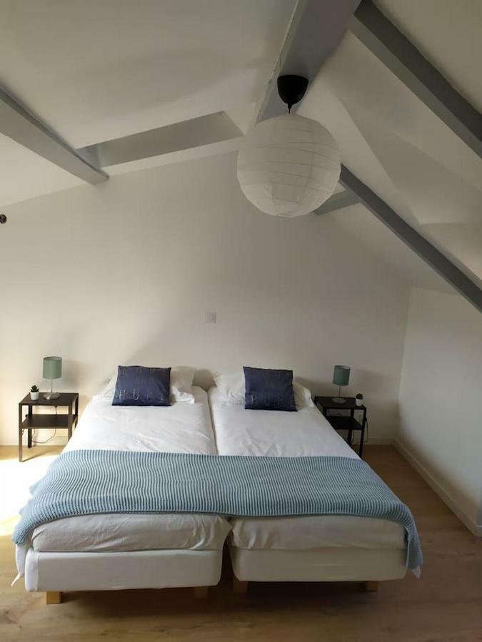 Duplex Plein Centre Ville 10B Malestroit Bagian luar foto